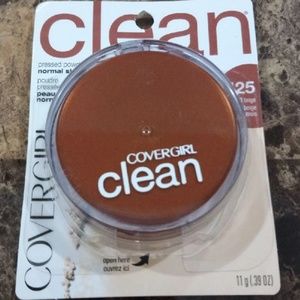 Covergirl Clean Pressed powder